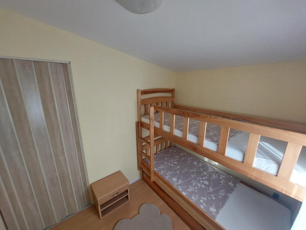 Apartmani Piskoric วีร์ ภายนอก รูปภาพ
